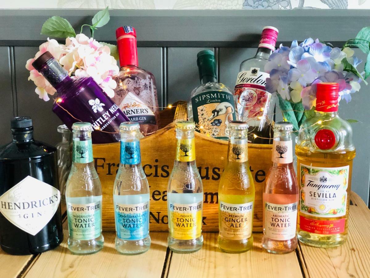 281餐厅&客房酒店 曼斯菲尔德 外观 照片
